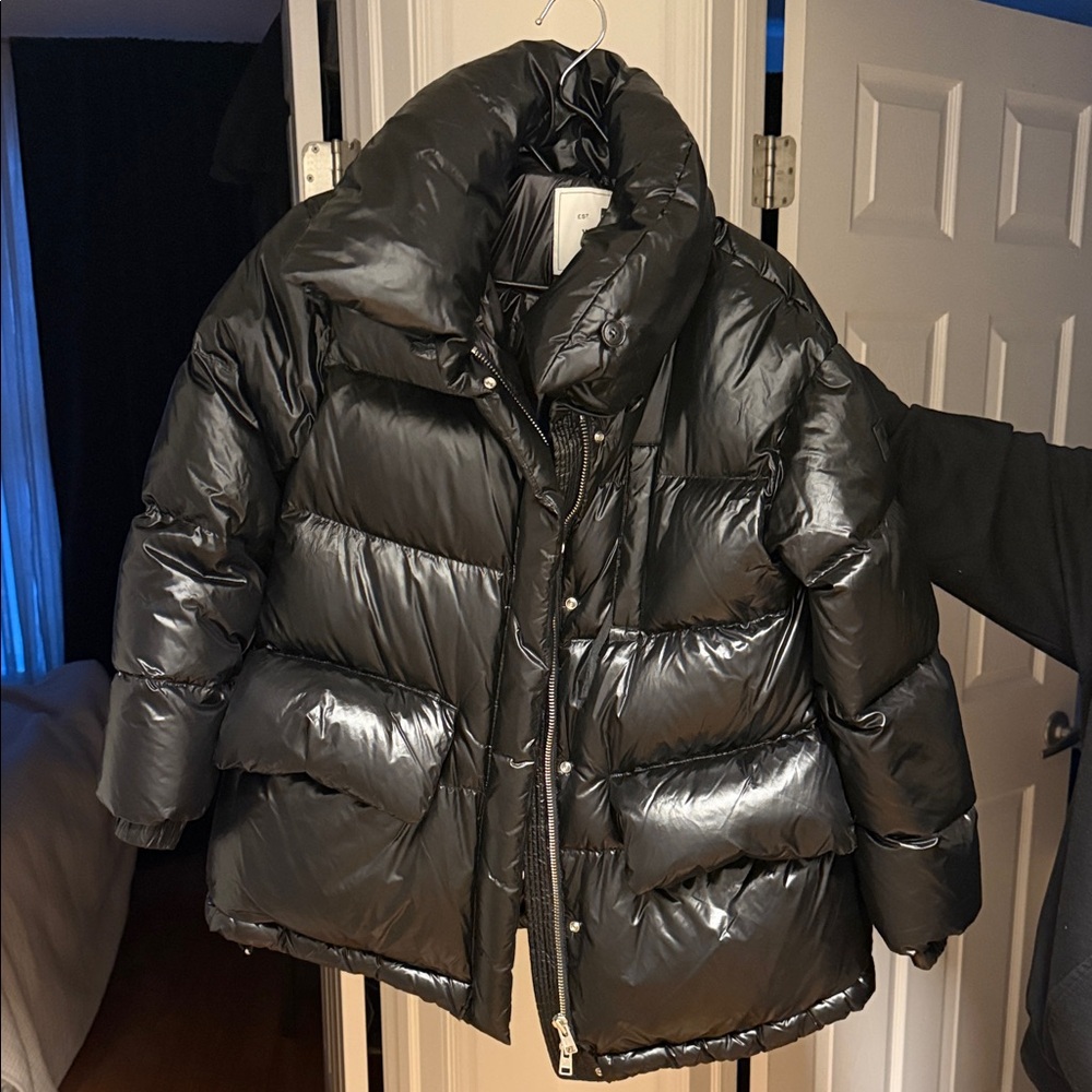 Woolrich Black Puffer Jacket